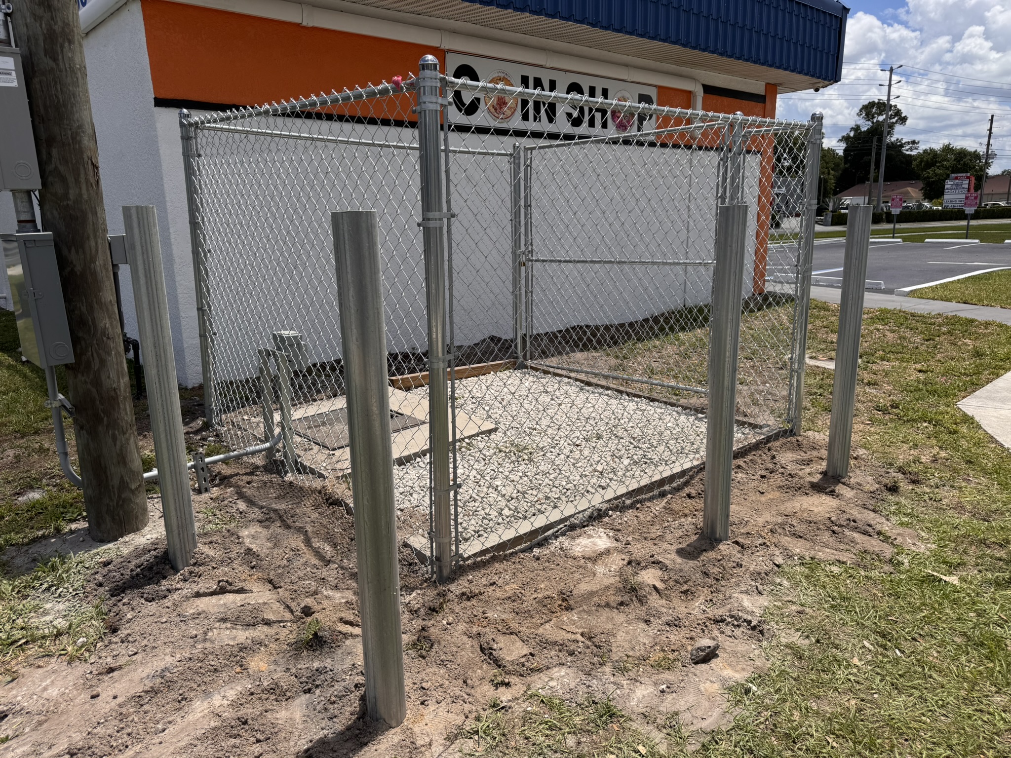 Secure Commercial Chain Link Fence and Bollard Installation in Orlando: Protecting Your Business Assets